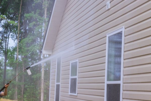 Home Power Washing in Milwaukee